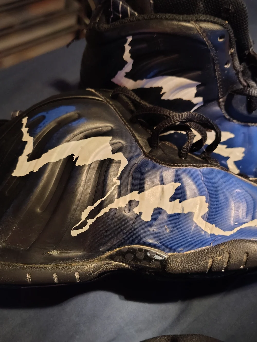Blue & Black Foamposite Basketball Shoes with White Graphic
